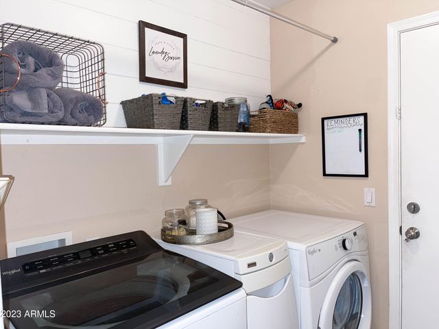 1077 W OLIVE Avenue, Gilbert, AZ 85233