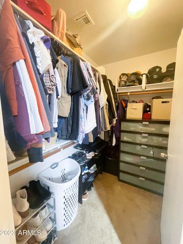 1077 W OLIVE Avenue, Gilbert, AZ 85233