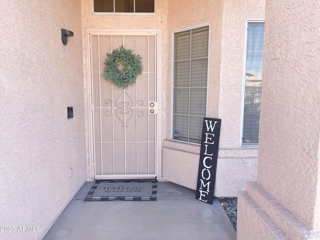 1077 W OLIVE Avenue, Gilbert, AZ 85233