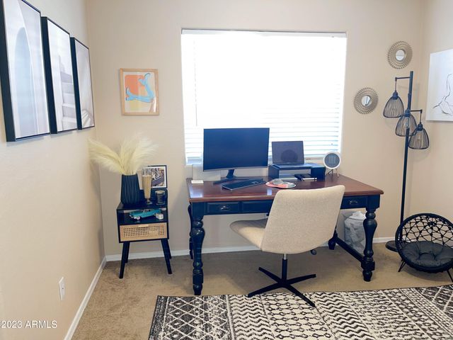 1077 W OLIVE Avenue, Gilbert, AZ 85233