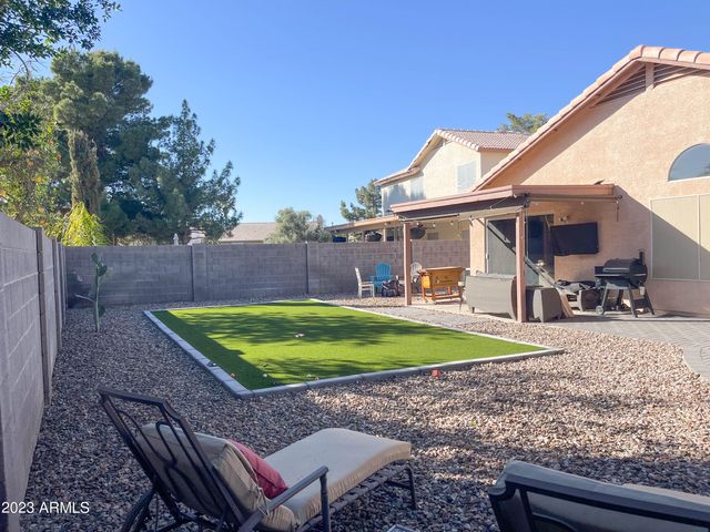 1077 W OLIVE Avenue, Gilbert, AZ 85233