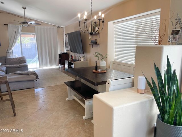 1077 W OLIVE Avenue, Gilbert, AZ 85233