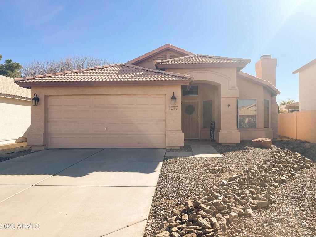 1077 W OLIVE Avenue, Gilbert, AZ 85233