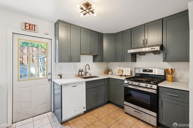 917 Ingerson Avenue, San Francisco, CA 94124