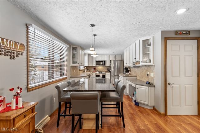 5308 Lindenwood Street, Louisville, OH 44641