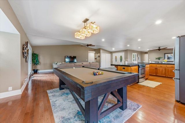 11845 Goldfinch Ct, Penn Valley, CA 95946