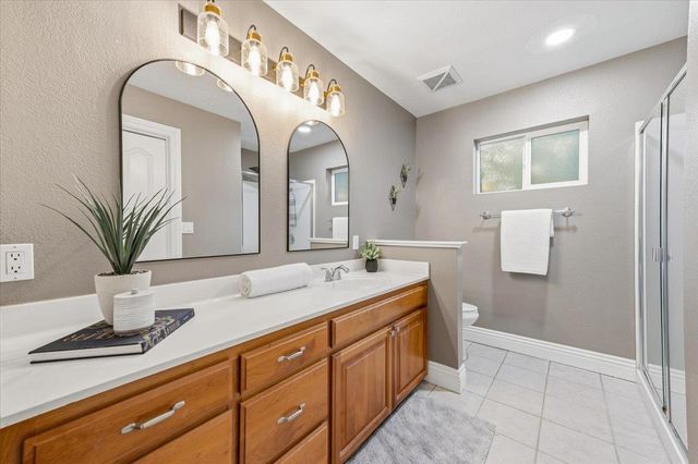 11845 Goldfinch Ct, Penn Valley, CA 95946