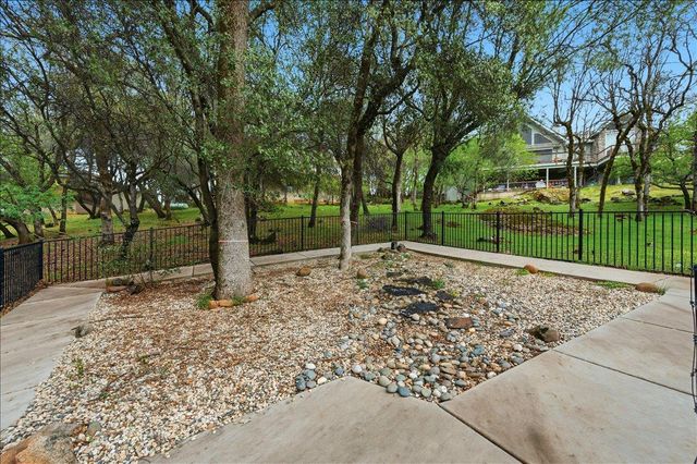11845 Goldfinch Ct, Penn Valley, CA 95946
