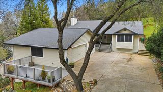 11845 Goldfinch Ct, Penn Valley, CA 95946