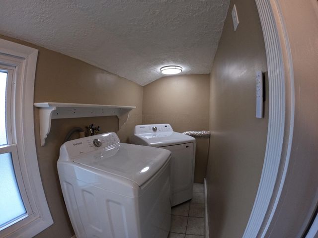 28 Hammond Street, Delaware, OH 43015