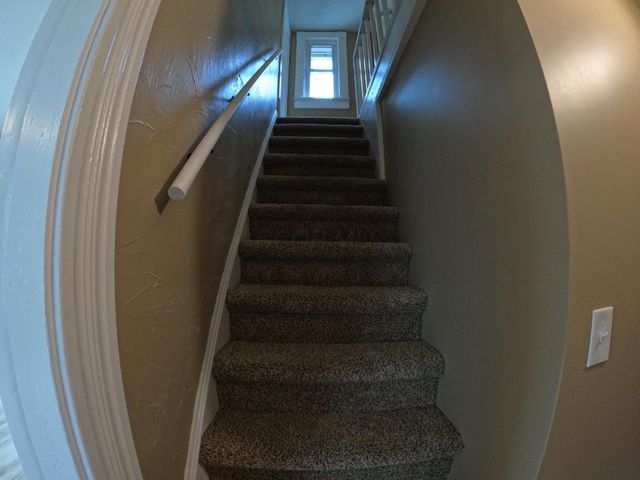 28 Hammond Street, Delaware, OH 43015