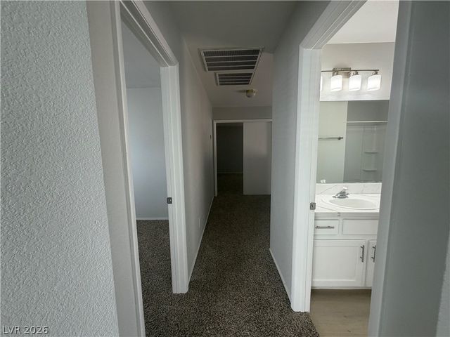 1428 Pacific Terrace Drive, Las Vegas, NV 89128