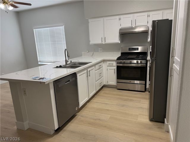1428 Pacific Terrace Drive, Las Vegas, NV 89128