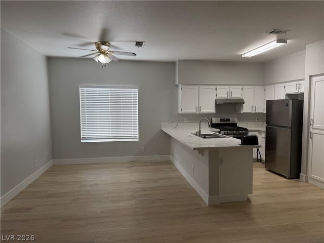 1428 Pacific Terrace Drive, Las Vegas, NV 89128