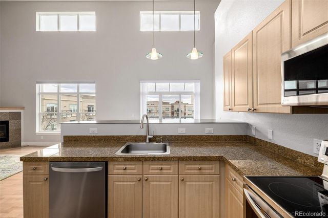 5677 S Park Place 311A, Englewood, CO 80111