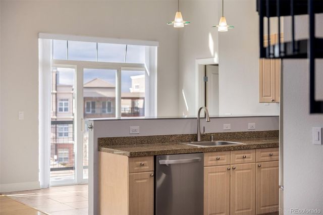 5677 S Park Place 311A, Englewood, CO 80111