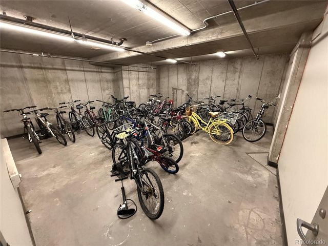 5677 S Park Place 311A, Englewood, CO 80111