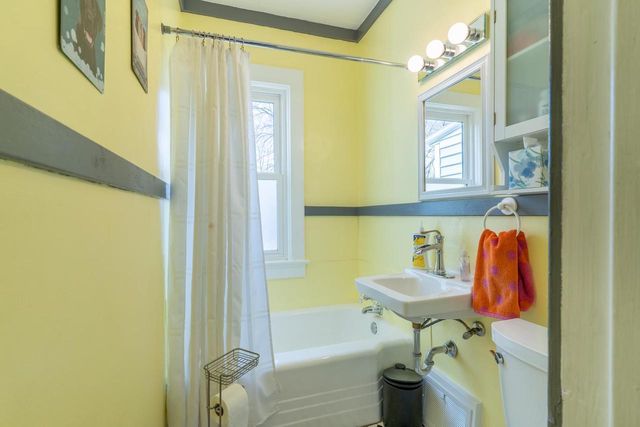 419 S CLAY STREET, Green Bay, WI 54301