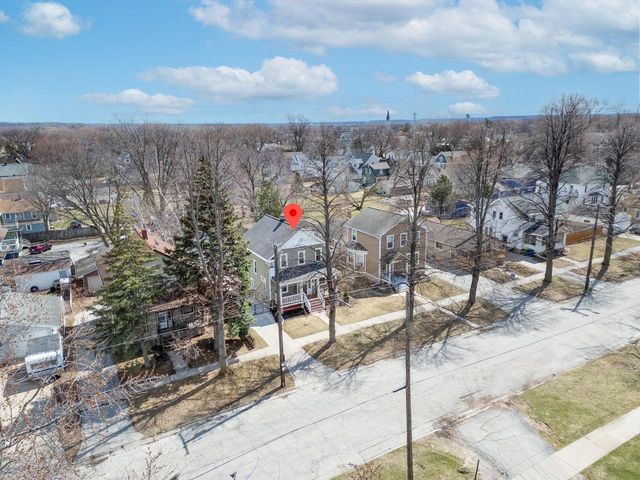 419 S CLAY STREET, Green Bay, WI 54301