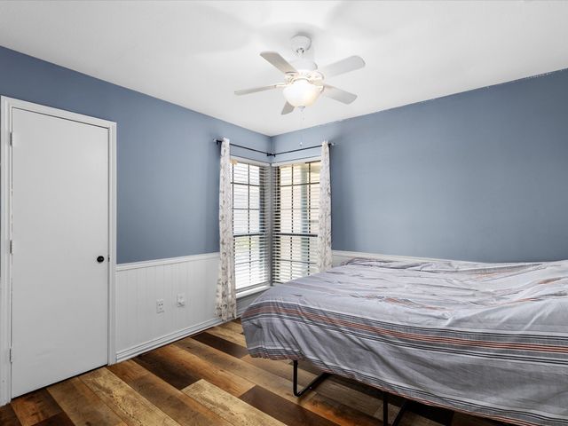 5619 Waterview Drive, Arlington, TX 76016