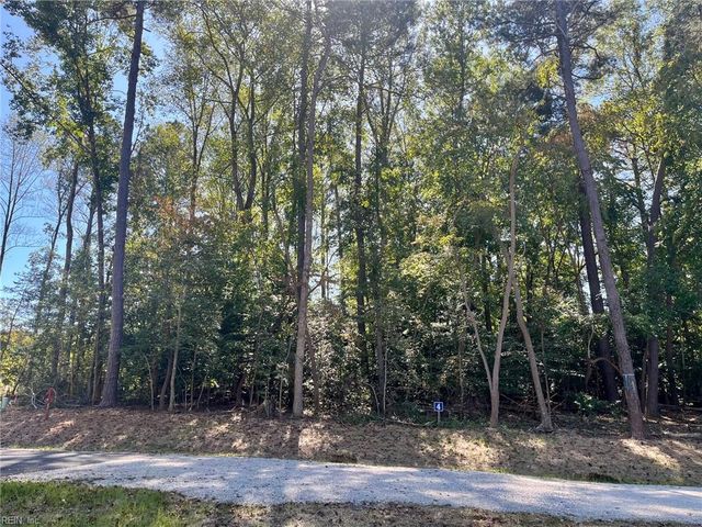 5349 Ridgewood HLS, Williamsburg, VA 23188