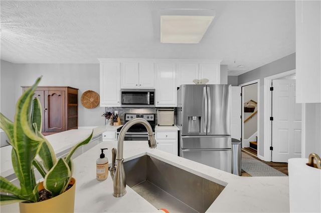 2113 Wapakonata Court, Bethlehem, GA 30620