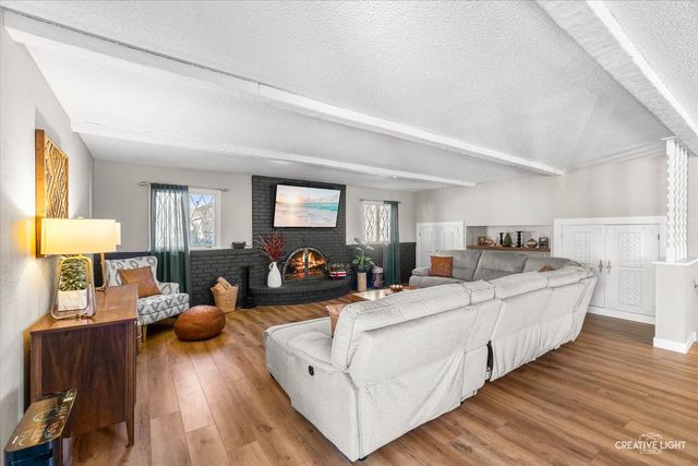 545 Gordon Drive, Crete, IL 60417