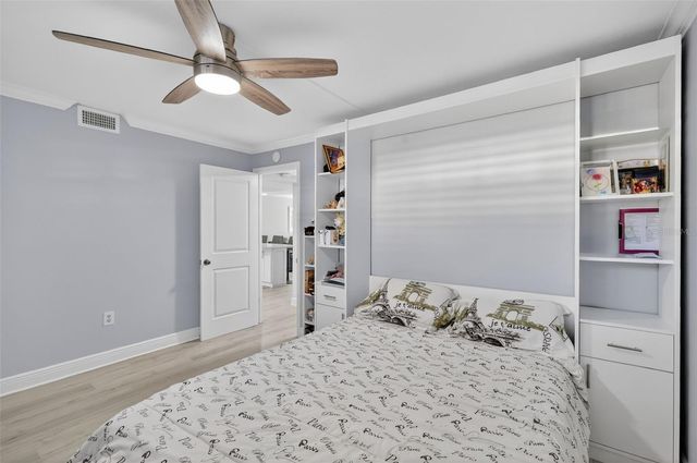 101 N GRANDVIEW STREET 206, Mount Dora, FL 32757