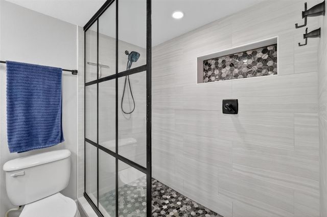 101 N GRANDVIEW STREET 206, Mount Dora, FL 32757