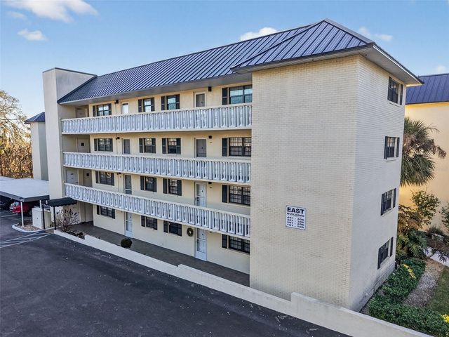 101 N GRANDVIEW STREET 206, Mount Dora, FL 32757