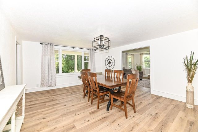 5824 Marsh ROAD, Waterford, WI 53185