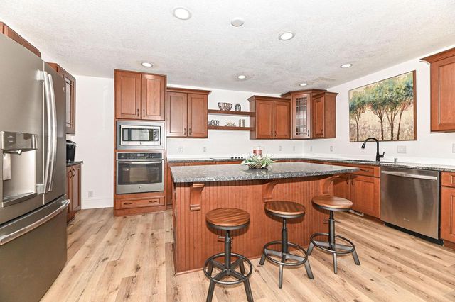 5824 Marsh ROAD, Waterford, WI 53185