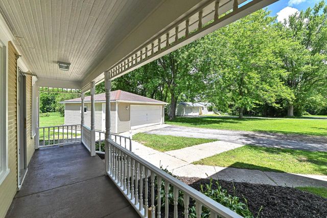 5824 Marsh ROAD, Waterford, WI 53185