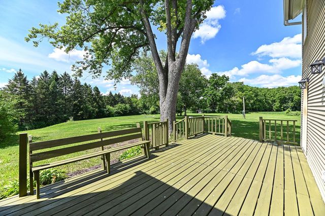 5824 Marsh ROAD, Waterford, WI 53185