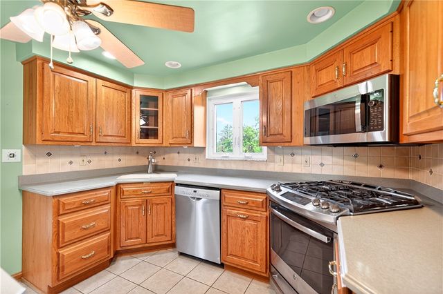 103 MINNOCK DRIVE, Ross Twp, PA 15237