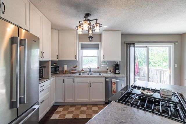 3030 North COURT, Holmen, WI 54636