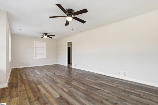 201 Francis Marion Drive, Spartanburg, SC 29302