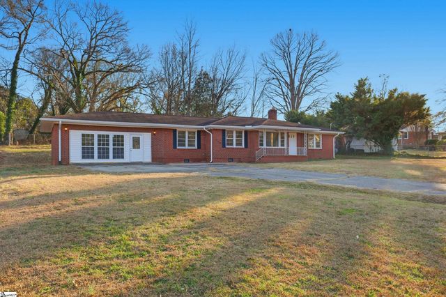 201 Francis Marion Drive, Spartanburg, SC 29302