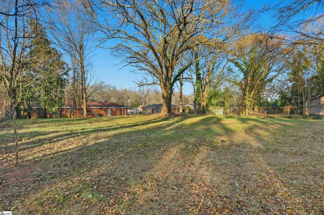 201 Francis Marion Drive, Spartanburg, SC 29302