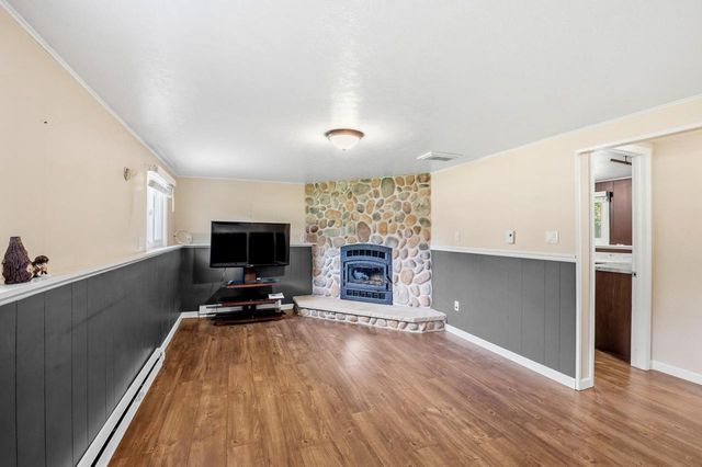 2539 MARY JO DRIVE, Green Bay, WI 54311
