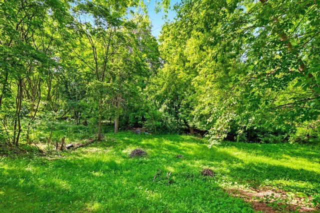 2539 MARY JO DRIVE, Green Bay, WI 54311