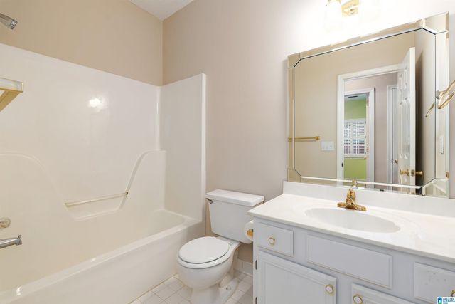 3193 BOXWOOD DRIVE, Hoover, AL 35216