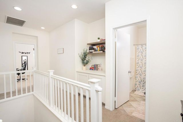 425 S Meadowbrook Dr 123, San Diego, CA 92114