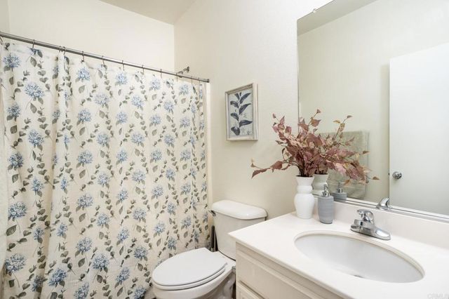 425 S Meadowbrook Dr 123, San Diego, CA 92114