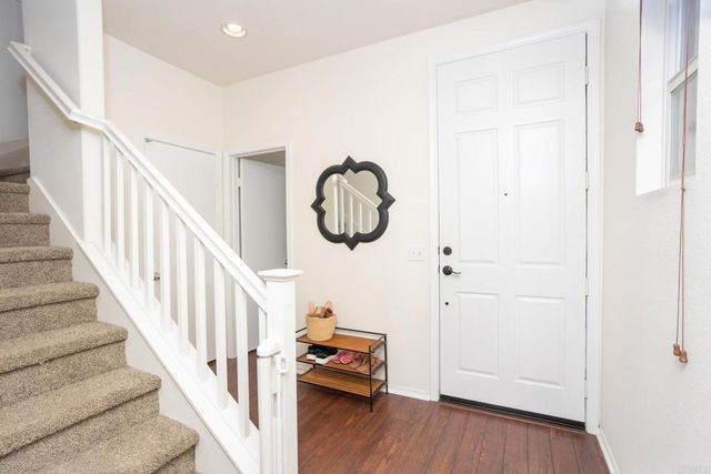 425 S Meadowbrook Dr 123, San Diego, CA 92114