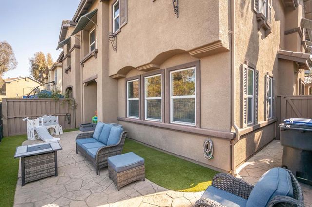 425 S Meadowbrook Dr 123, San Diego, CA 92114