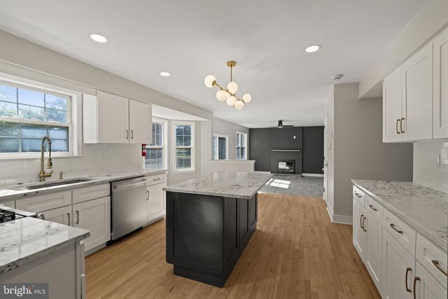 703 GREGORY DR, Horsham, PA 19044
