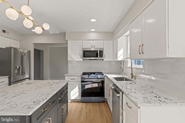 703 GREGORY DR, Horsham, PA 19044