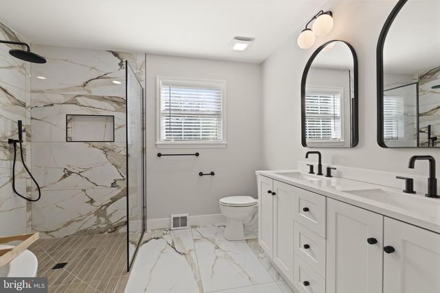 703 GREGORY DR, Horsham, PA 19044