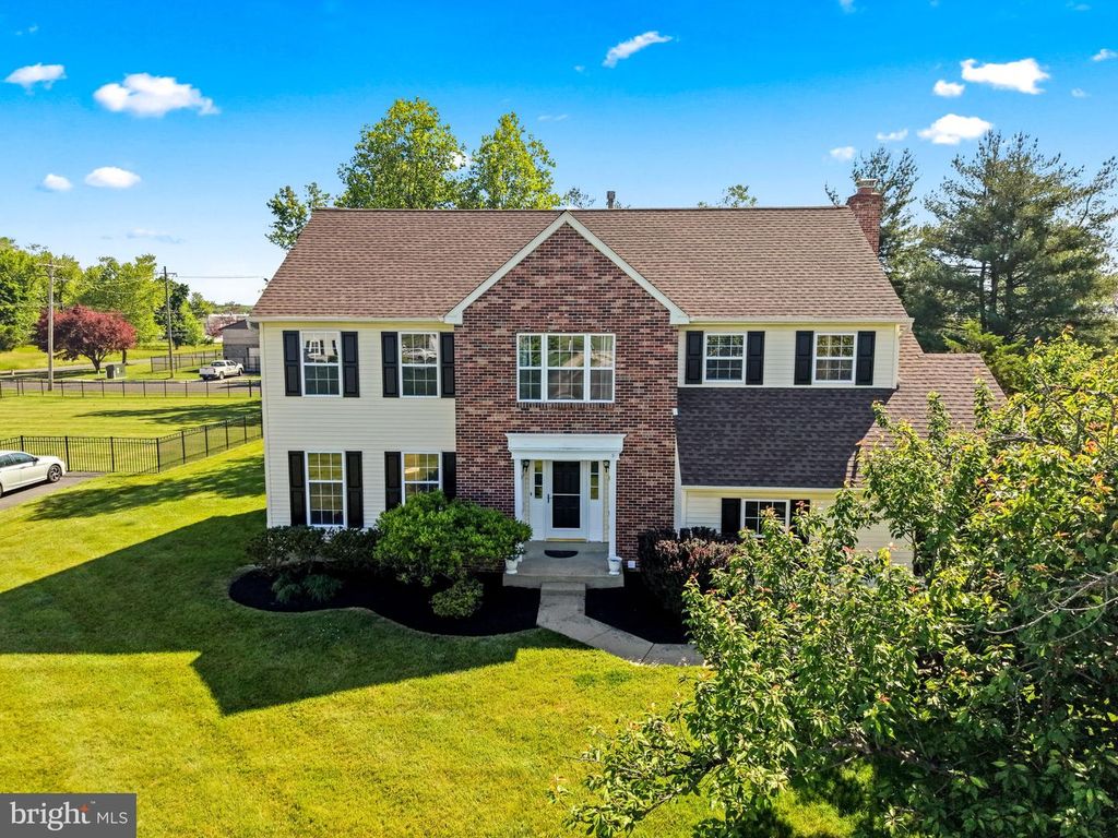 703 GREGORY DR, Horsham, PA 19044